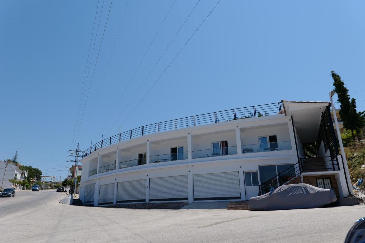 סרנדה Lumi Hotel מראה חיצוני תמונה