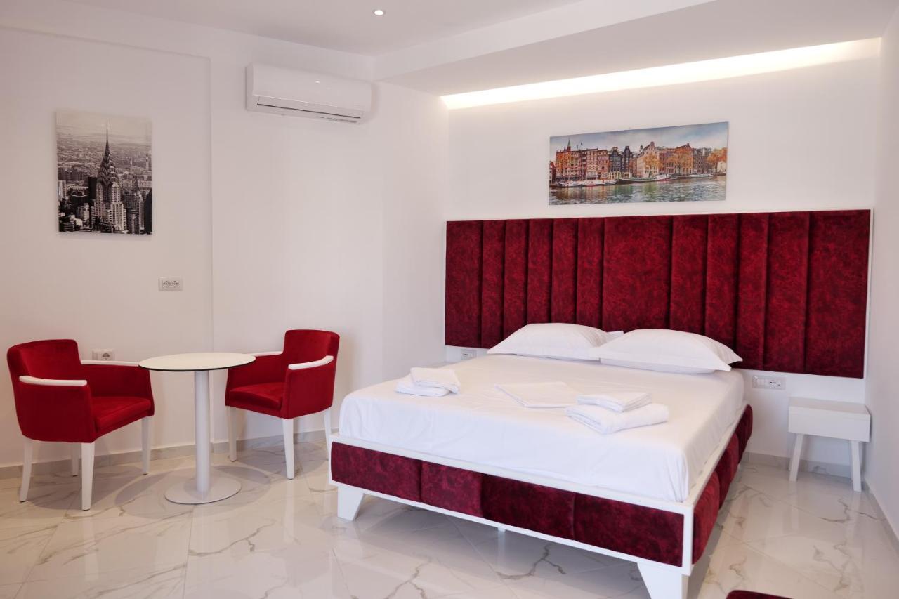 סרנדה Lumi Hotel מראה חיצוני תמונה