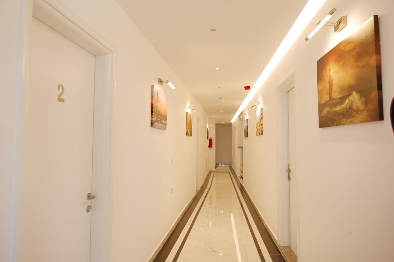 סרנדה Lumi Hotel מראה חיצוני תמונה