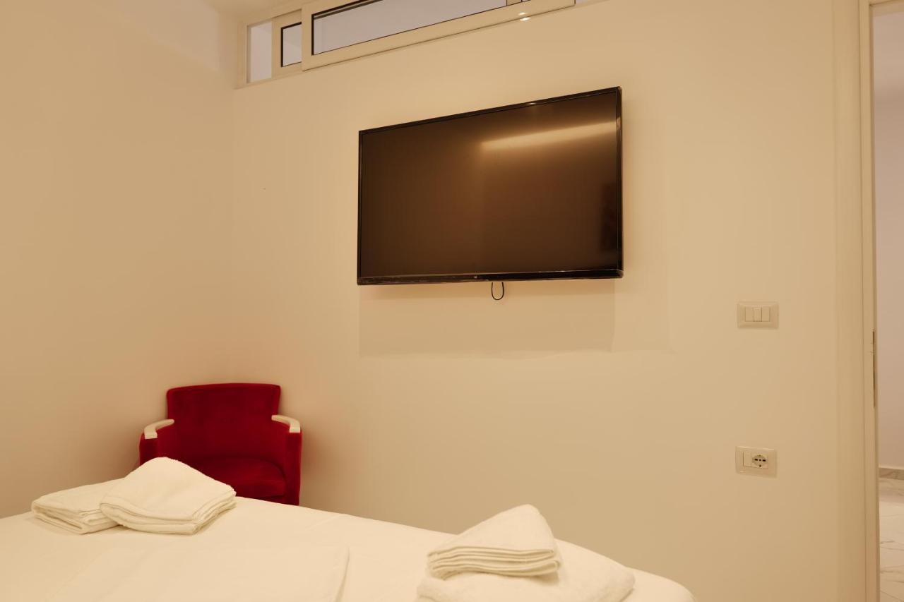 סרנדה Lumi Hotel מראה חיצוני תמונה